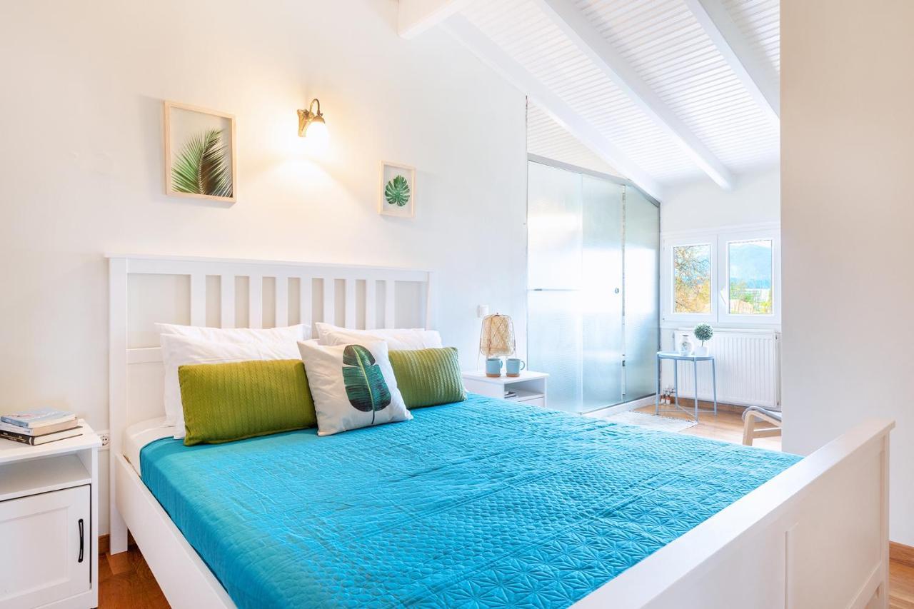 Spyrelia Villa With Private Pool & Outdoor Hot Tub Dassia  Exteriör bild